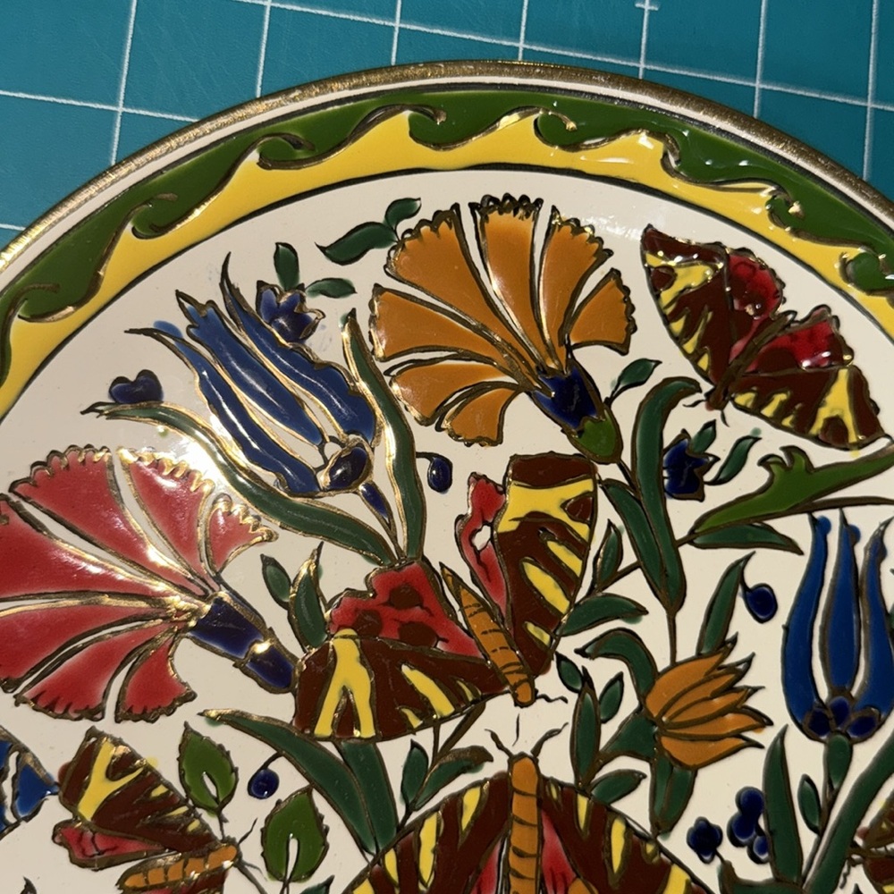 Manousakis Keramik Hand Made Greece Decorative Butterfly and Flowers Plate 9.5” - Picture 5 of 9
